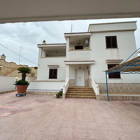 Apartment Lucia Leporano