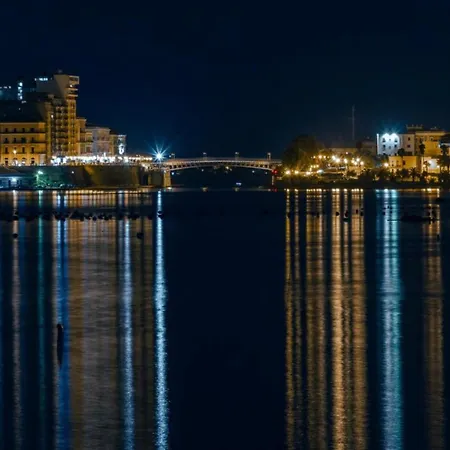 Lucia Ischia شقة *