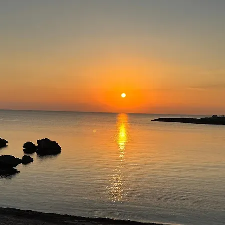 Lucia Ischia * ليبورانو